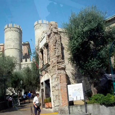 La Casa Di Sant'agostino * Genova