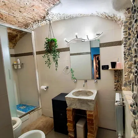 La Casa Di Sant'agostino Genoa